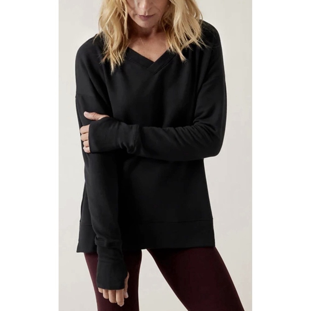 ATHLETA Long Sleeve Coaster Luxe Nirvana Fleece VNeck Sweatshirt Athleisure